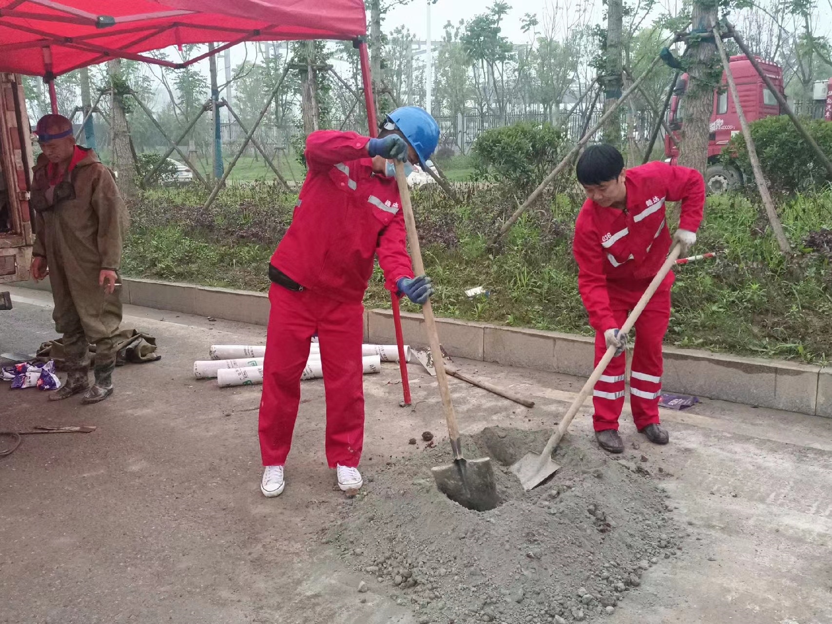 开鲁管道疏通哪家好】及时进行市政管道清淤